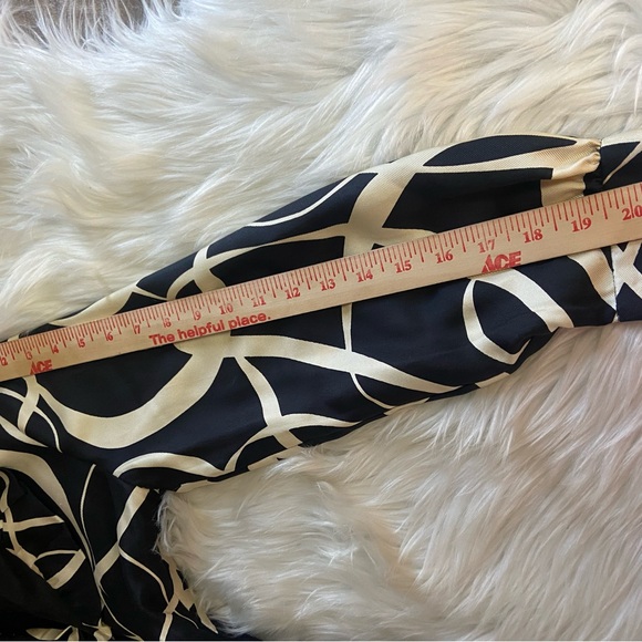 J Crew Sz 4 Black & Cream Silk Abstract Ruffle Collar Dress - Picture 14 of 16